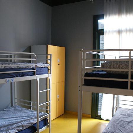 Sleep Green - Certified Eco Youth Hostel Barcelona Room photo